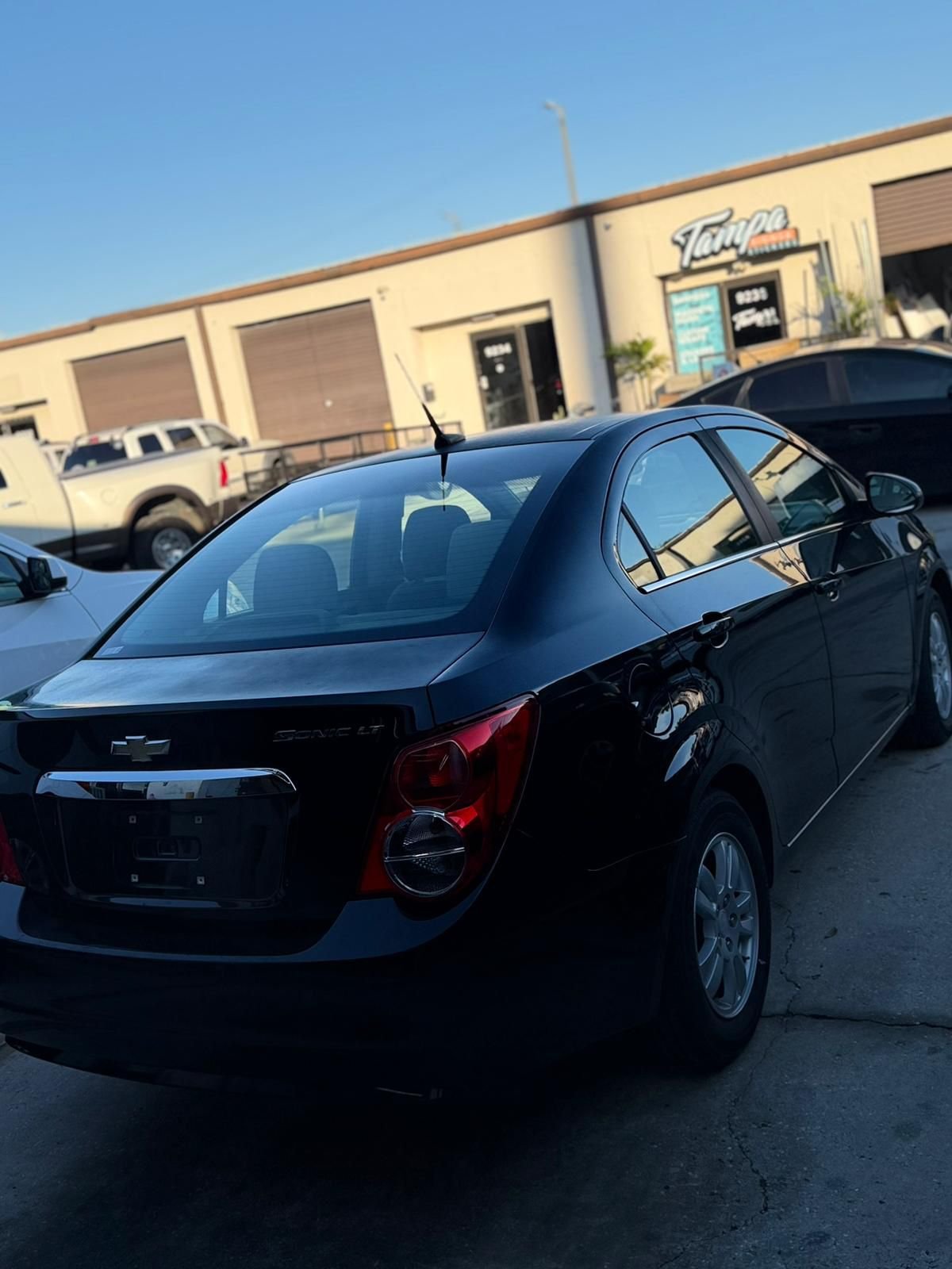 Chevrolet Sonic 2013 LT - vista 3