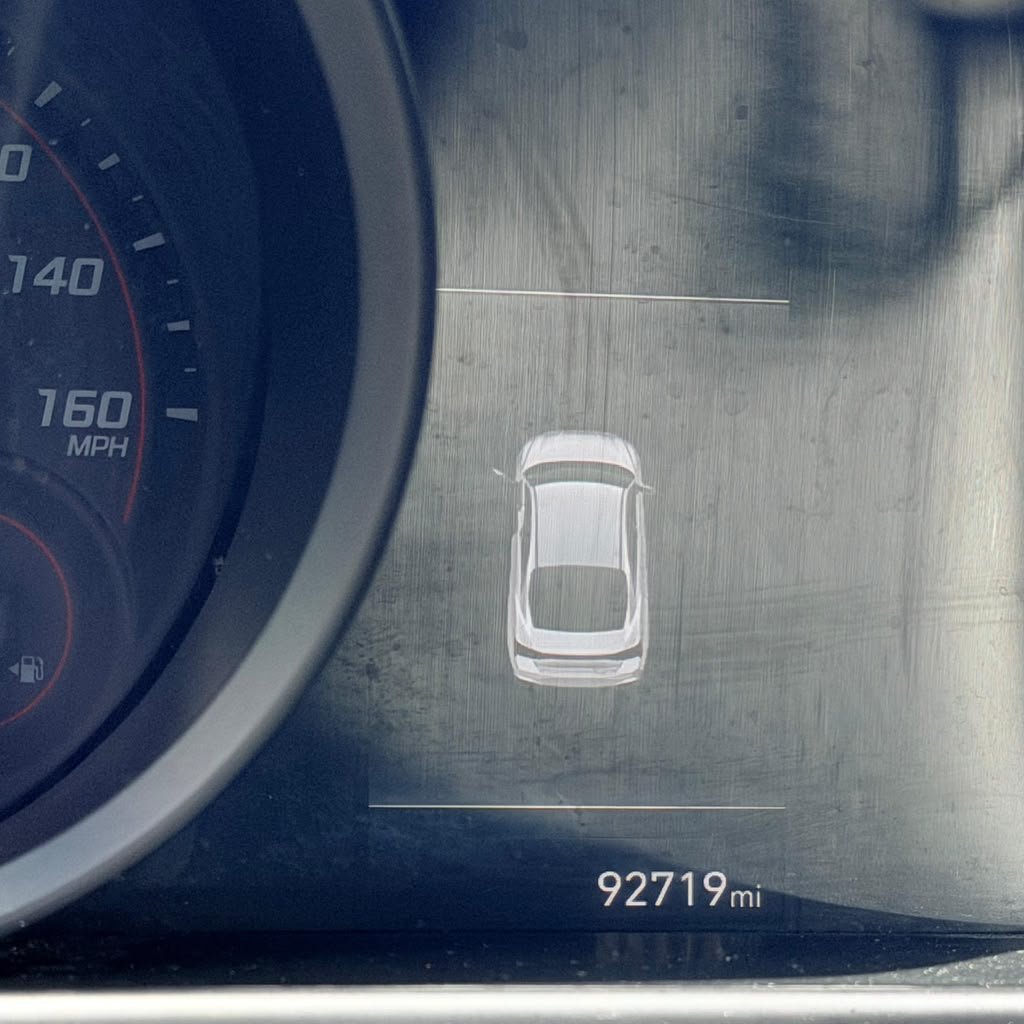 Hyundai Elantra 2021 - vista 5